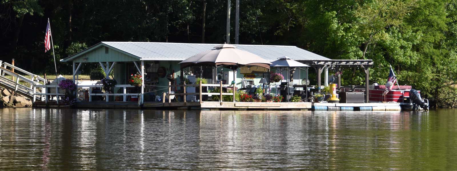 Example of a house boat using an available boat slip